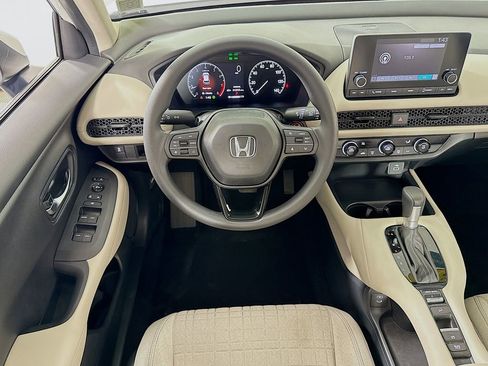 Certified 2024 Honda HR-V LX image 17