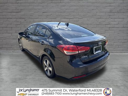 Used 2018 Kia Forte S FWD image 5