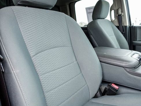 Used 2017 RAM 2500 SLT image 11