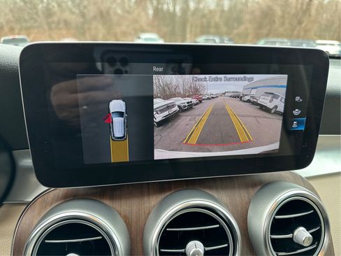 Used 2022 Mercedes-Benz GLC 300 4MATIC image 15