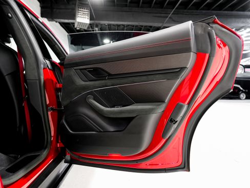 Used 2023 Porsche Taycan GTS image 30