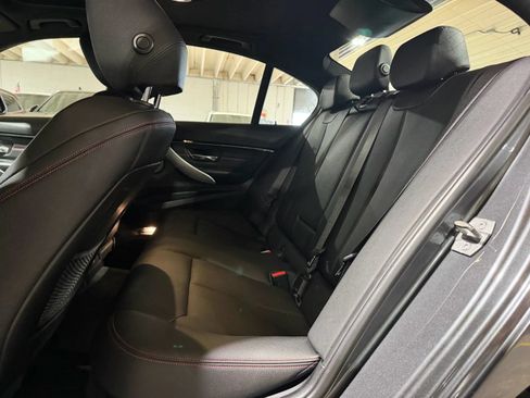 Used 2016 BMW 340i xDrive Sedan AWD/4WD image 12
