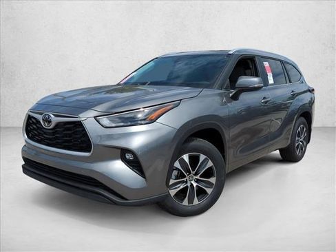 New 2026 Toyota Highlander XLE AWD/4WD image 1