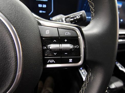 Certified 2024 Kia Sorento SX AWD/4WD image 22