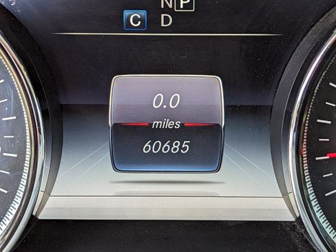 Used 2018 Mercedes-Benz E 400 E 400 RWD Cabriolet w/ Premium 2 Package (Q02) image 18