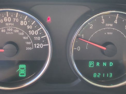 Used 2014 Jeep Wrangler Sahara w/ Dual Top Group AWD/4WD image 20