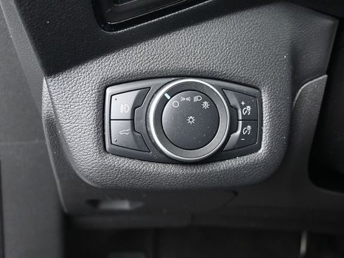 Used 2019 Ford Escape Titanium image 22