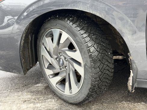 Used 2023 Subaru Legacy Limited image 8