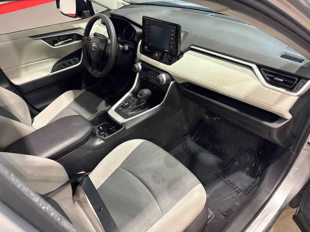Used 2022 Toyota RAV4 XLE w/ Convenience Package AWD/4WD image 75