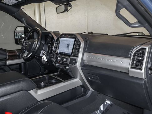 Used 2022 Ford F350 Lariat w/ Lariat Value Package AWD/4WD image 38