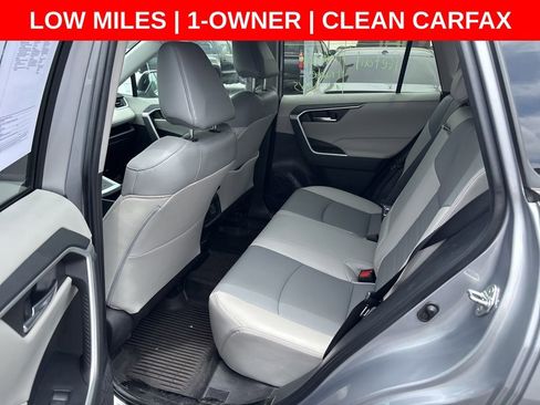 Used 2022 Toyota RAV4 XLE Premium FWD image 18