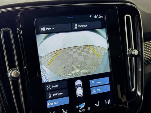 Used 2021 Volvo XC40 T5 R-Design w/ Advanced Package image 15