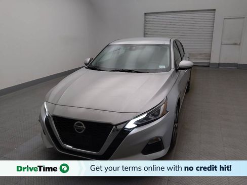 Used 2021 Nissan Altima 2.5 SV FWD image 1