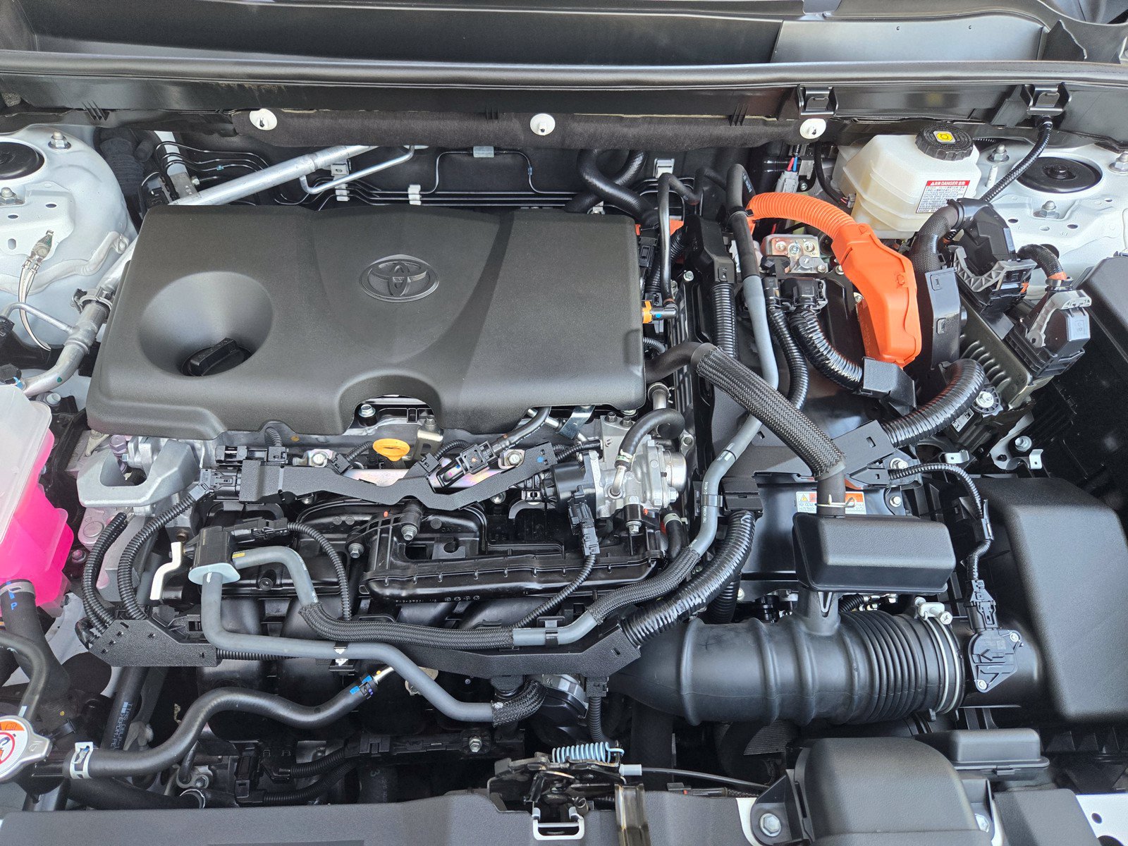 Certified 2024 Toyota RAV4 LE AWD/4WD image 23
