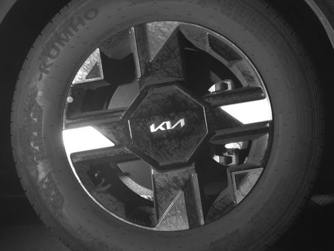 Used 2026 Kia Sportage LX FWD image 13