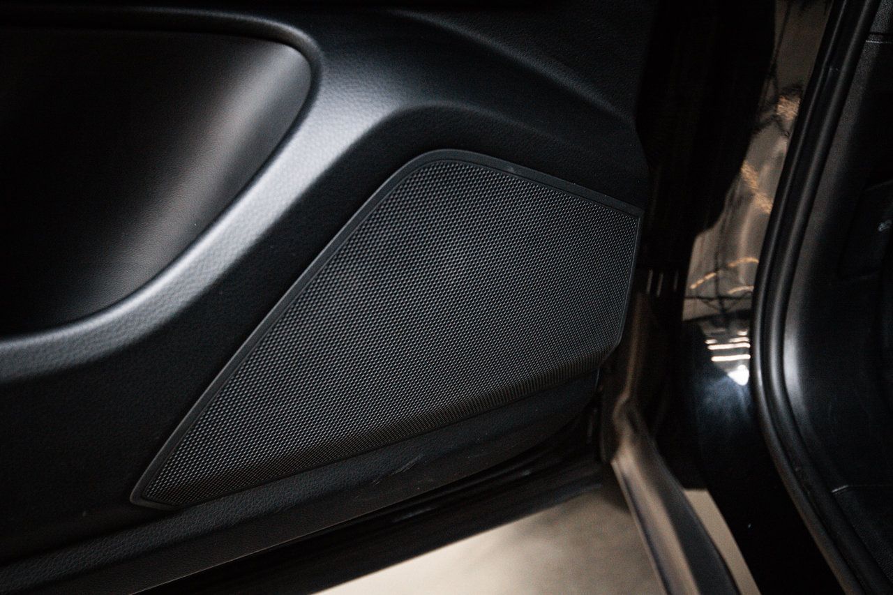 Certified 2023 Porsche Cayenne AWD/4WD image 21