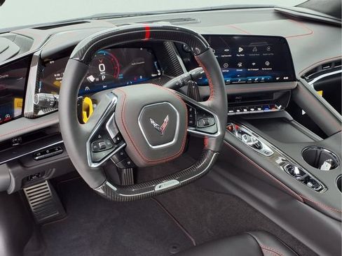 New 2026 Chevrolet Corvette E-Ray AWD/4WD image 4