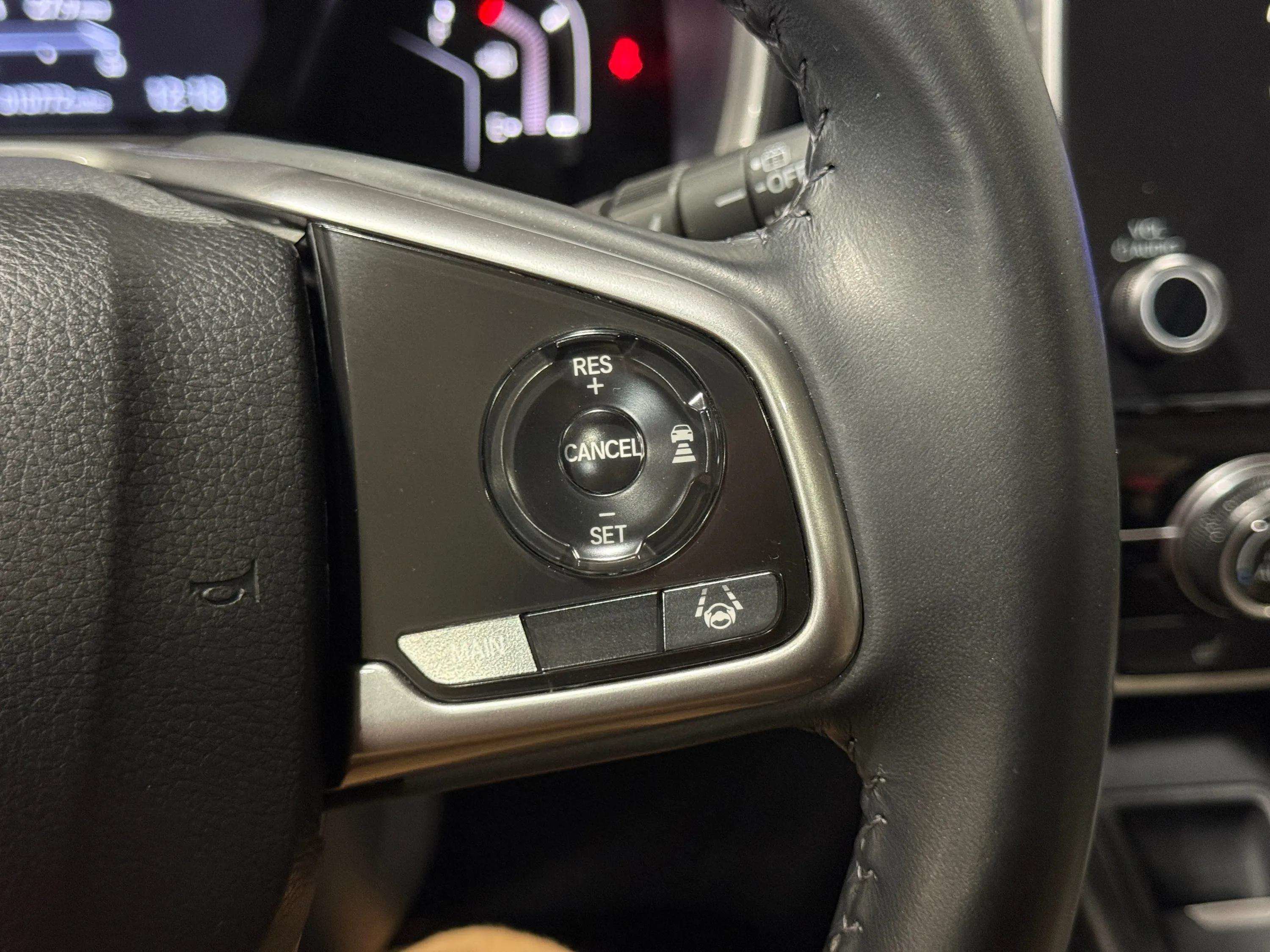 Used 2021 Honda CR-V EX-L image 17