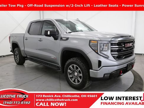 Used 2024 GMC Sierra 1500 AT4 w/ Technology Package AWD/4WD image 1