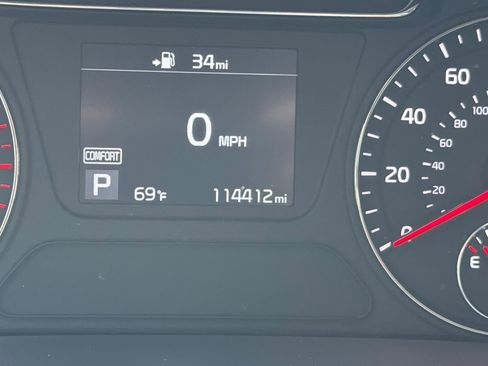 Used 2019 Kia Sorento FWD V6 image 25