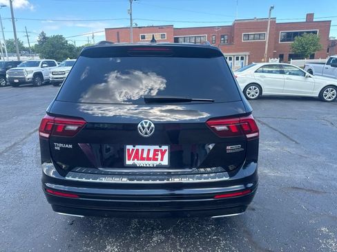 Used 2021 Volkswagen Tiguan SE R-Line AWD/4WD image 10