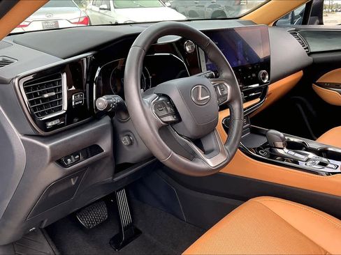 Used 2025 Lexus NX 250 FWD w/ Cold Area Package image 15