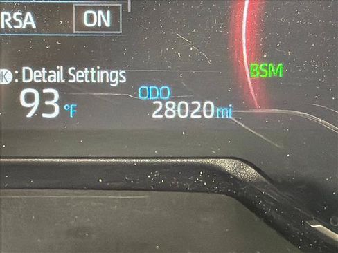 Used 2025 Toyota RAV4 XLE FWD image 27
