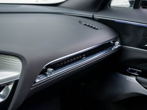 Certified 2025 Cadillac Lyriq Luxury w/ LPO, Floor Liner Package image 37