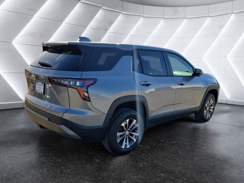 New 2026 Chevrolet Equinox LT image 5