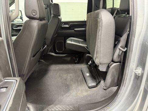 Used 2025 Chevrolet Silverado 2500 LTZ w/ LTZ Convenience Package image 44