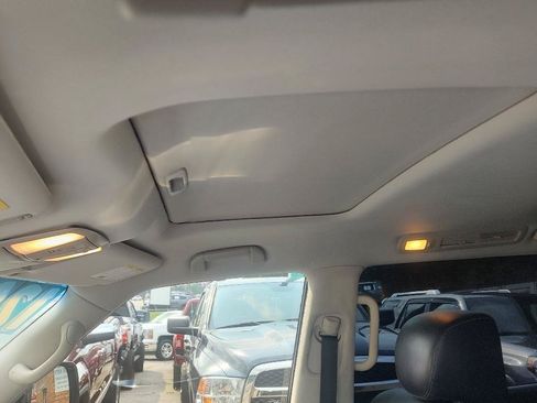 Used 2015 INFINITI QX80 4WD w/ Deluxe Technology Package image 11