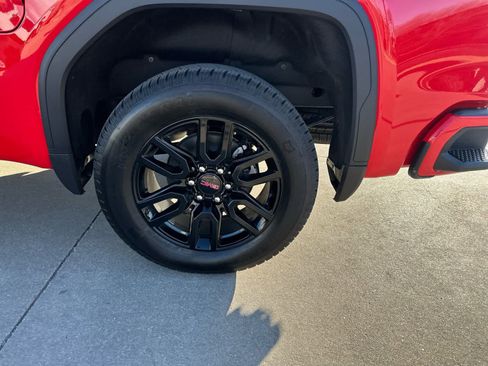New 2025 GMC Sierra 1500 Elevation w/ Preferred Package image 15