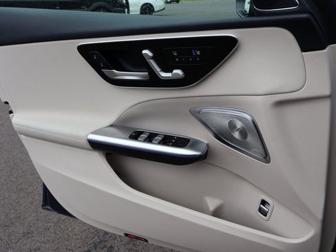 New 2025 Mercedes-Benz C 300 4MATIC Sedan image 38