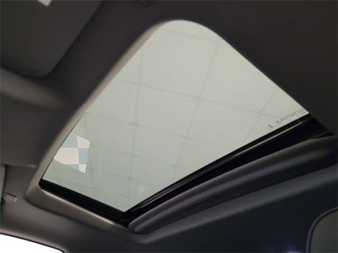 Used 2023 GMC Sierra 1500 Denali image 17