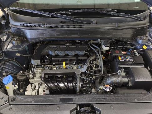 Used 2023 Hyundai Venue Limited w/ Cargo Package FWD image 15