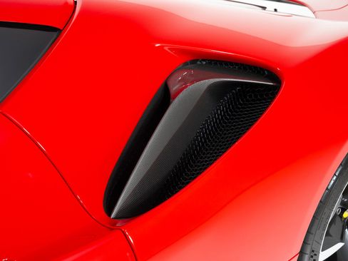 Used 2023 Ferrari SF90 Stradale image 44