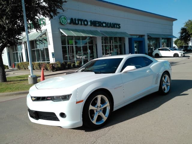 Used 2015 Chevrolet Camaro LT RWD image 1