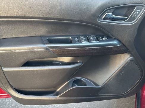 Used 2017 GMC Canyon SLT w/ Driver Alert Package image 19