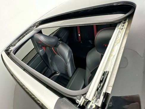 Used 2021 Toyota Avalon TRD image 21