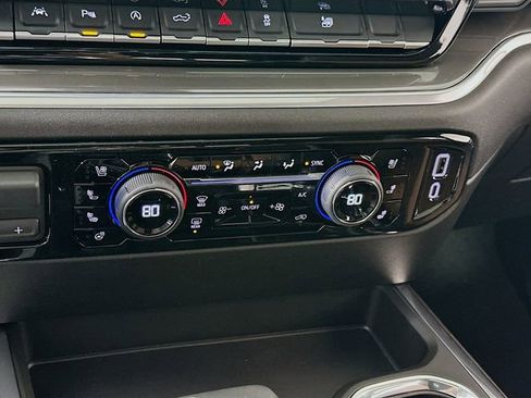 New 2026 Chevrolet Silverado 1500 High Country AWD/4WD image 18