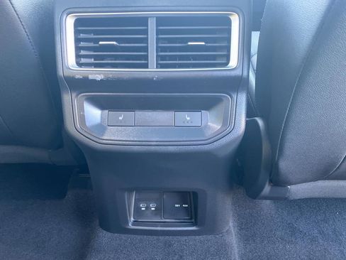 New 2026 Volkswagen Atlas Cross Sport SEL Premium R-Line AWD/4WD image 34