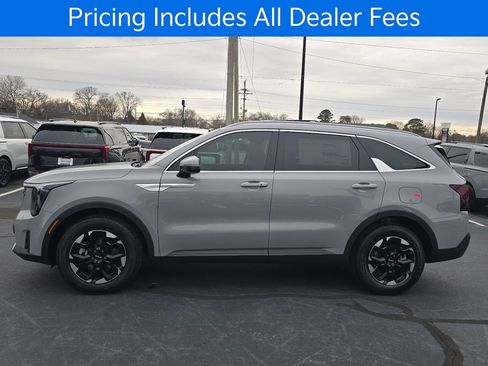 New 2026 Kia Sorento S w/ S Panoramic Sunroof Package FWD image 6