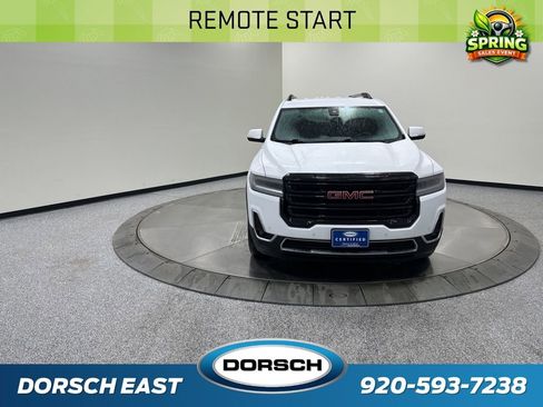 Used 2023 GMC Acadia SLT image 3