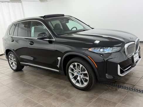 Used 2024 BMW X5 xDrive40i w/ Premium Package AWD/4WD image 6