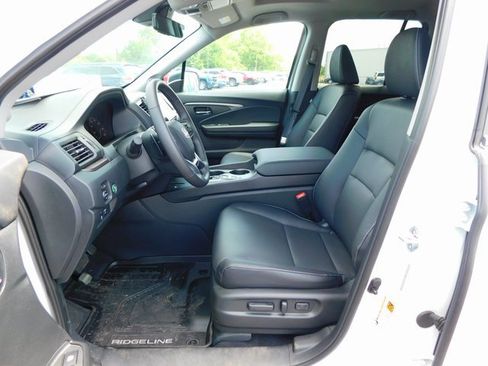 New 2025 Honda Ridgeline RTL image 16