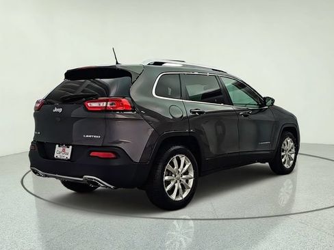 Used 2016 Jeep Cherokee Limited AWD/4WD image 6