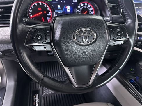 Used 2024 Toyota Camry XSE image 11