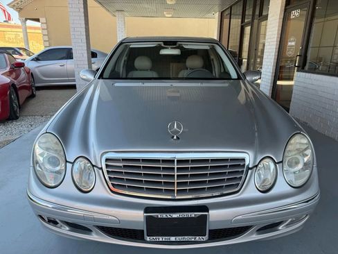 Used 2005 Mercedes-Benz E 320 Sedan image 8