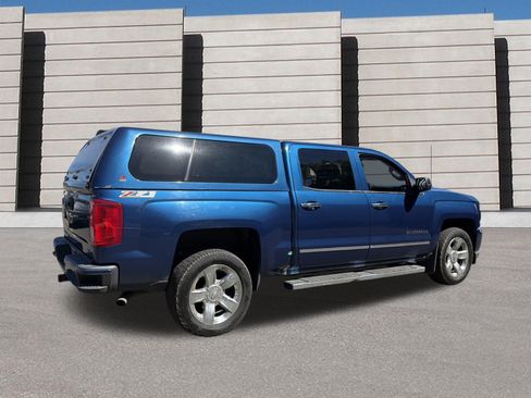 Used 2017 Chevrolet Silverado 1500 LTZ Z71 AWD/4WD image 4