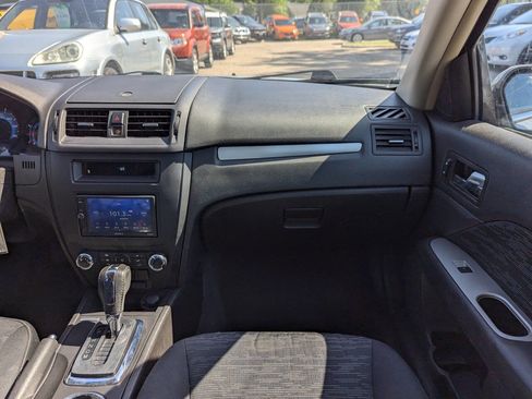 Used 2012 Ford Fusion SE FWD image 17